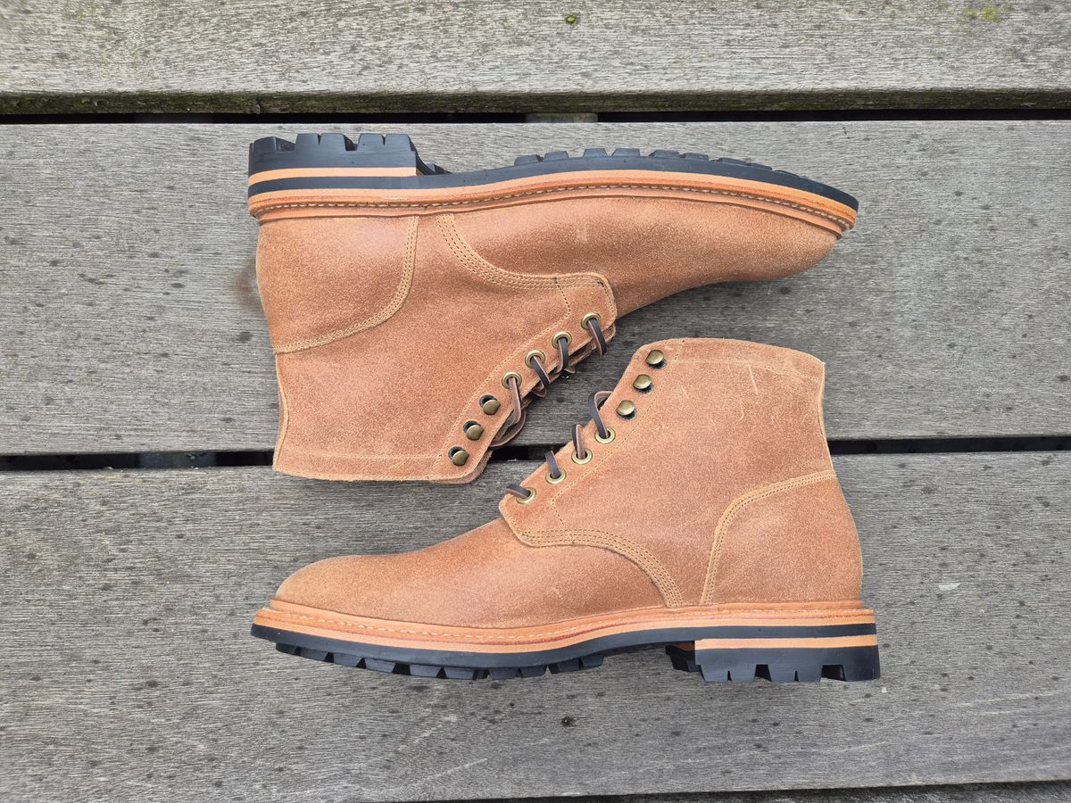 Photo by Slash on October 3, 2025 of the Grant Stone Diesel Boot in C.F. Stead Natural Waxy Commander Suede.