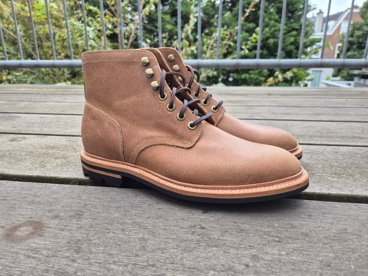 Photo by Slash on October 3, 2025 of the Grant Stone Diesel Boot in C.F. Stead Natural Waxy Commander Suede.