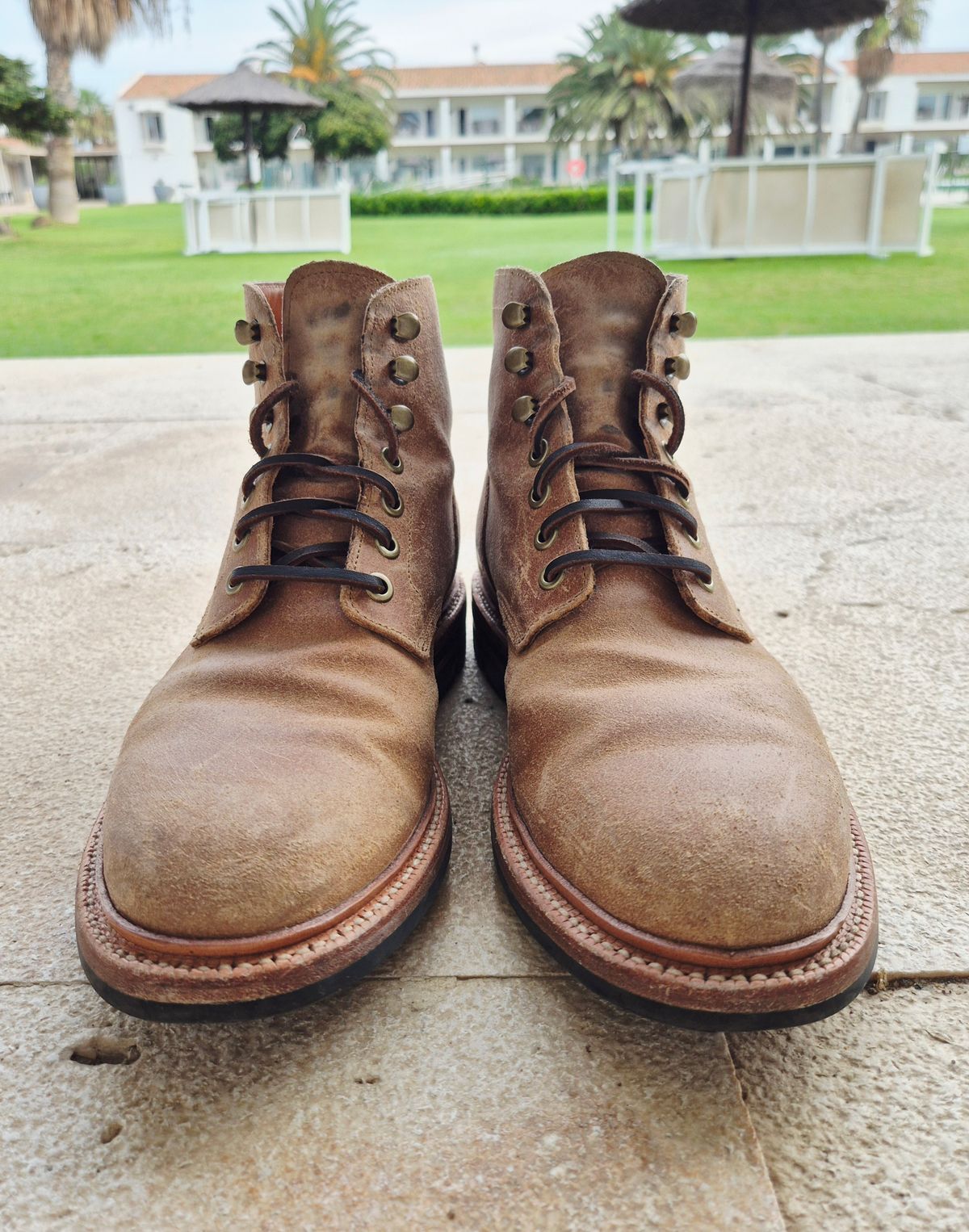 Photo by Slash on November 5, 2025 of the Grant Stone Diesel Boot in C.F. Stead Natural Waxy Commander Suede.