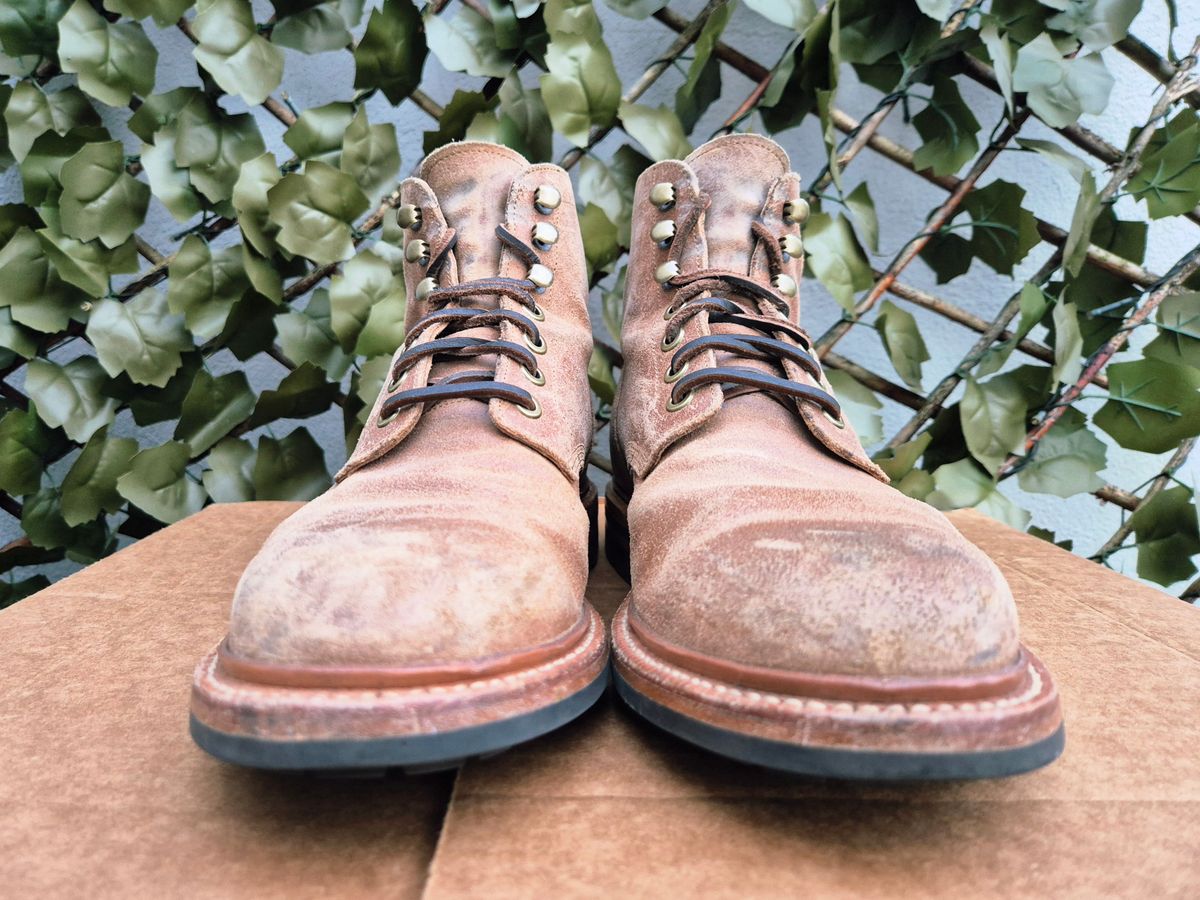 Photo by Slash on December 5, 2025 of the Grant Stone Diesel Boot in C.F. Stead Natural Waxy Commander Suede.