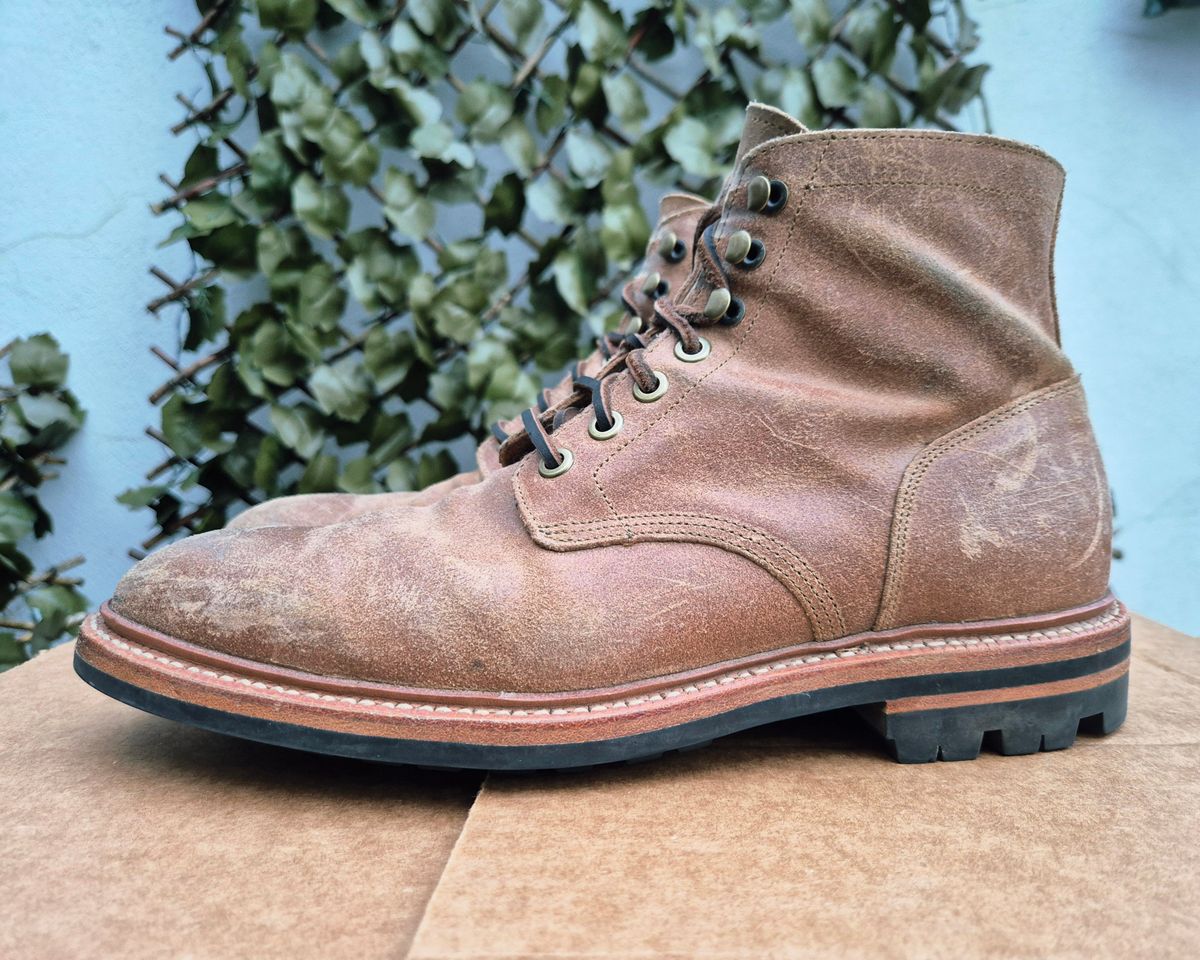 Photo by Slash on December 5, 2025 of the Grant Stone Diesel Boot in C.F. Stead Natural Waxy Commander Suede.