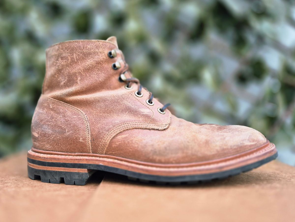 Photo by Slash on December 5, 2025 of the Grant Stone Diesel Boot in C.F. Stead Natural Waxy Commander Suede.