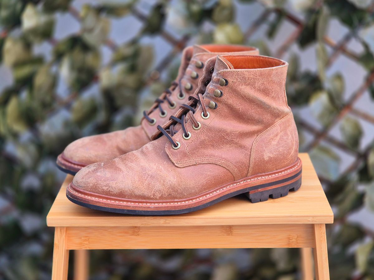 Photo by Slash on January 4, 2026 of the Grant Stone Diesel Boot in C.F. Stead Natural Waxy Commander Suede.