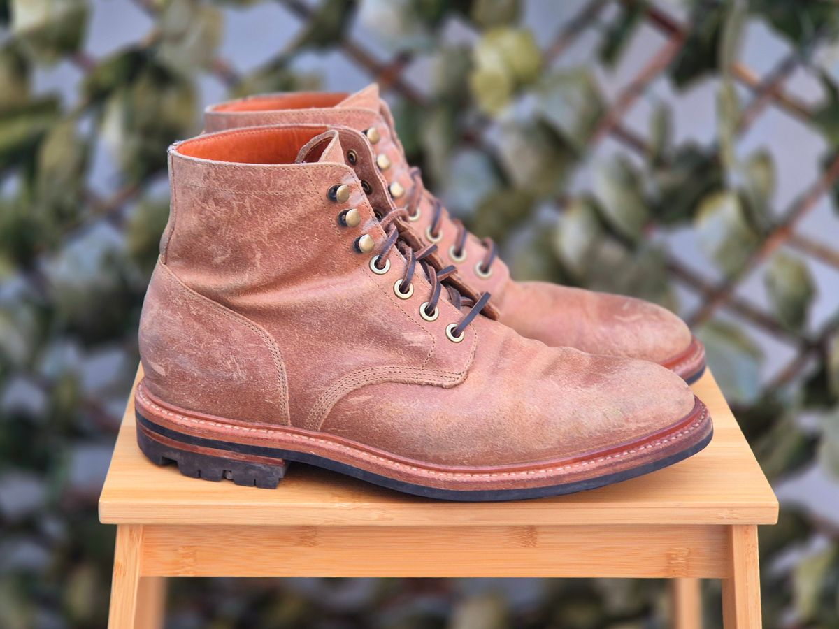 Photo by Slash on January 4, 2026 of the Grant Stone Diesel Boot in C.F. Stead Natural Waxy Commander Suede.