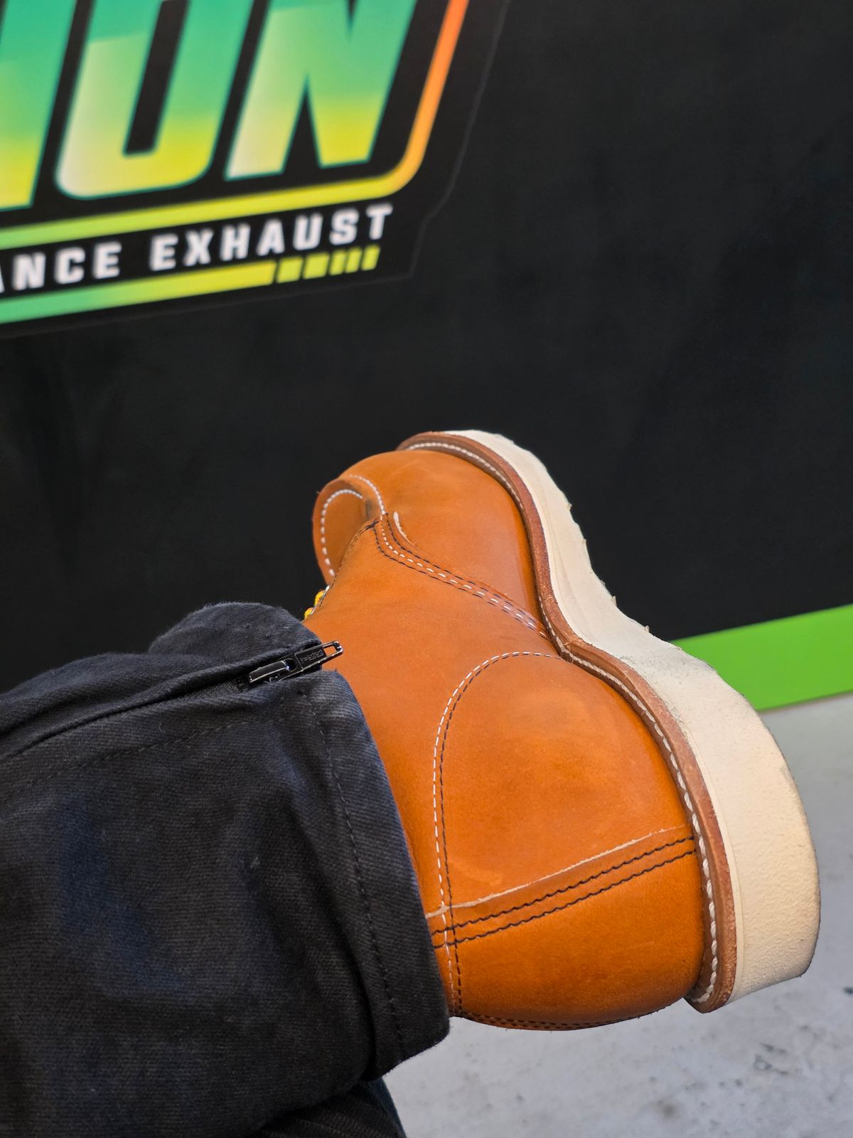 Photo by CarloSyempre on January 20, 2026 of the Red Wing 6-Inch Classic Moc in S.B. Foot Oro Legacy.