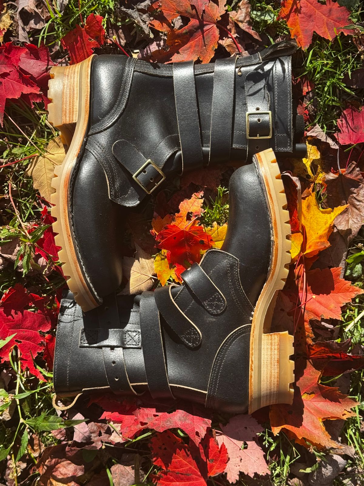Photo by tgetzen on October 1, 2025 of the Nicks TankerPro in Horween Black Waxed Flesh.
