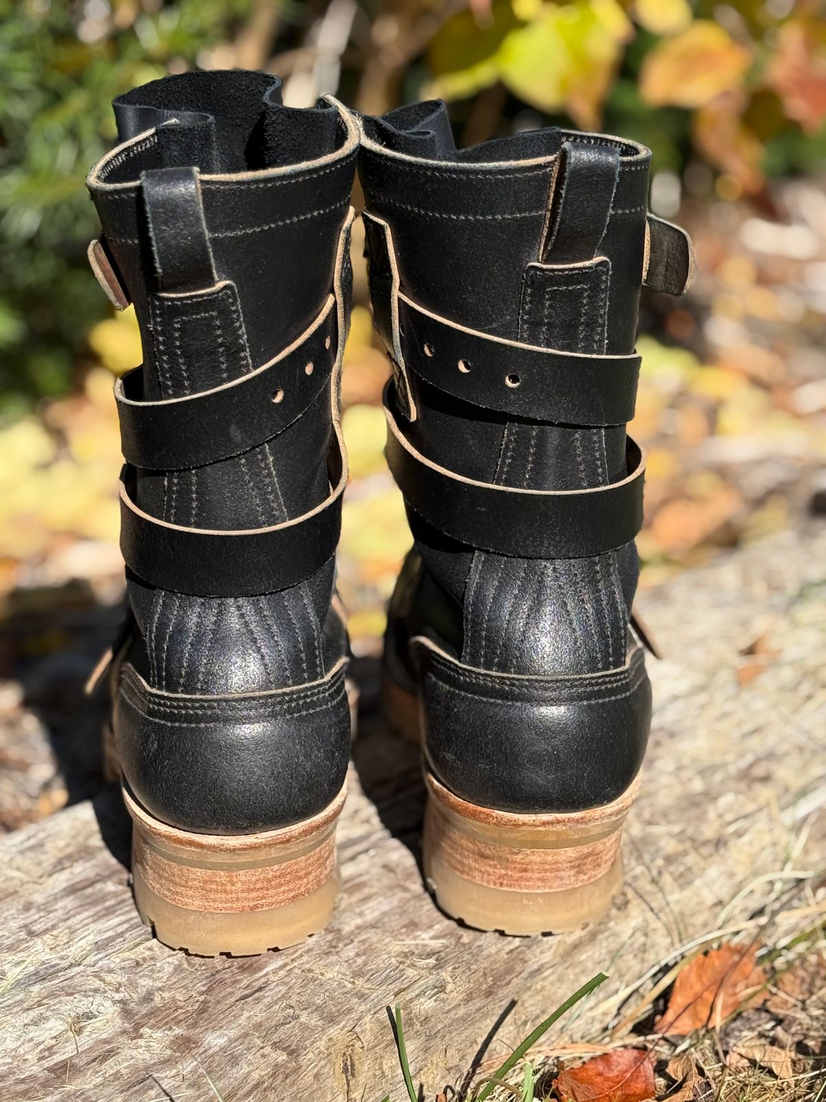 Photo by tgetzen on November 2, 2025 of the Nicks TankerPro in Horween Black Waxed Flesh.