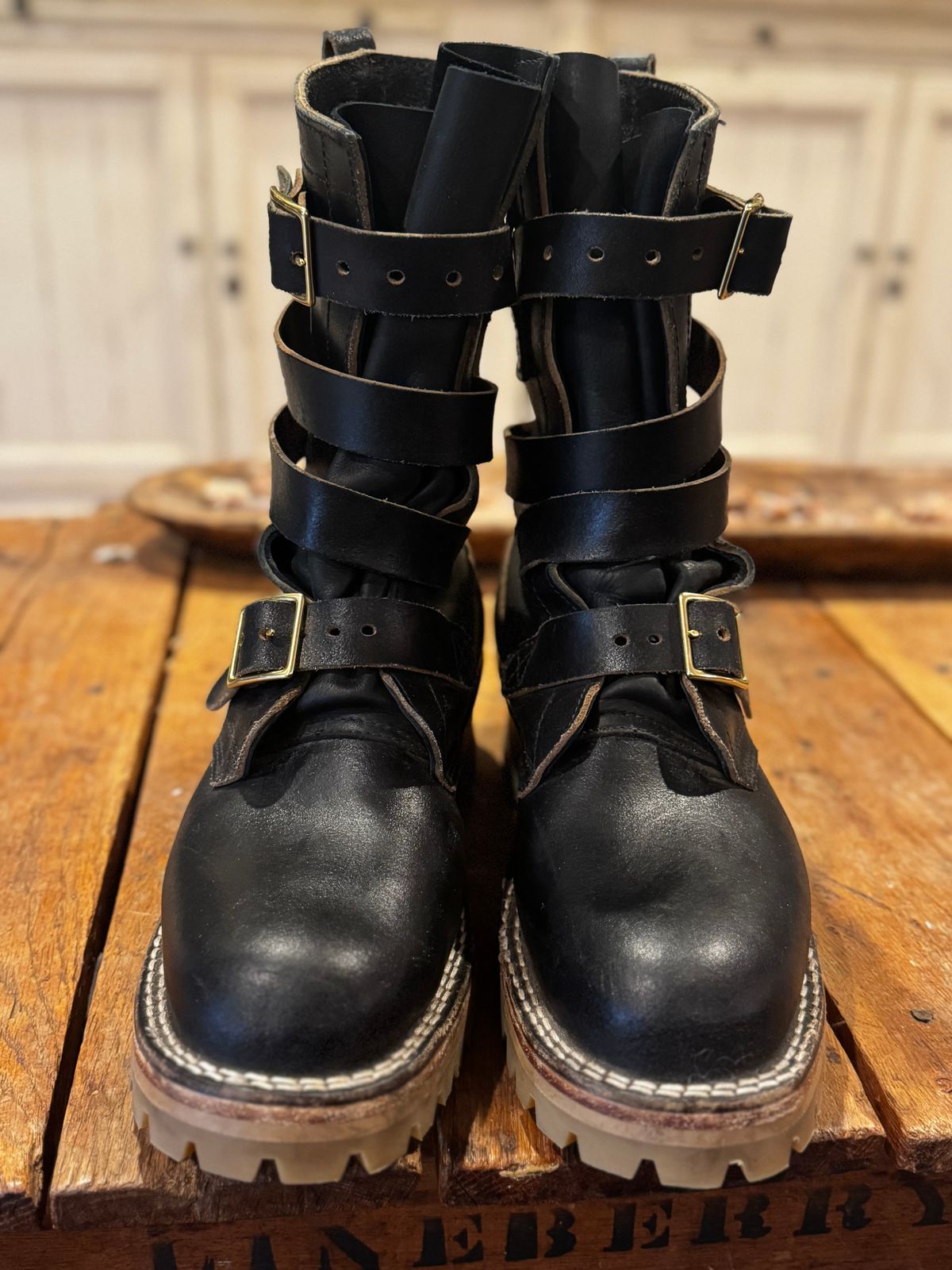 Photo by tgetzen on December 6, 2025 of the Nicks TankerPro in Horween Black Waxed Flesh.