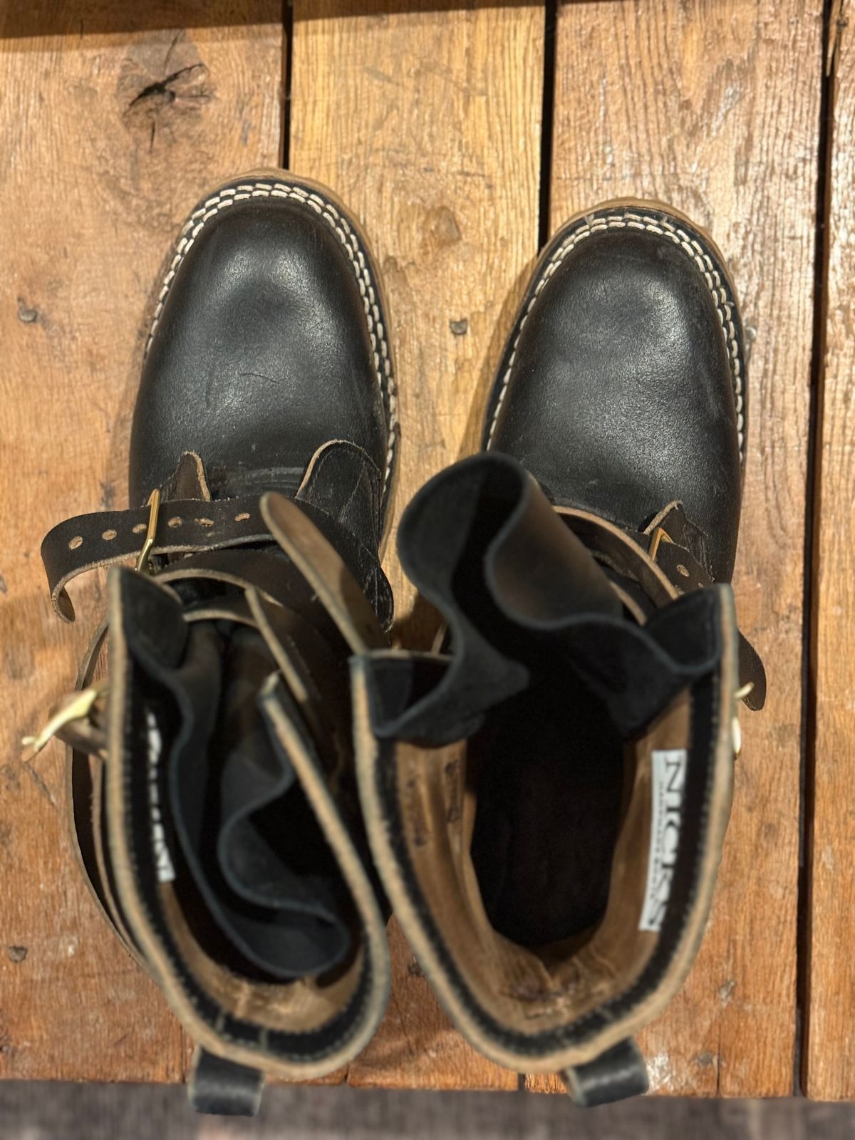 Photo by tgetzen on February 6, 2026 of the Nicks TankerPro in Horween Black Waxed Flesh.