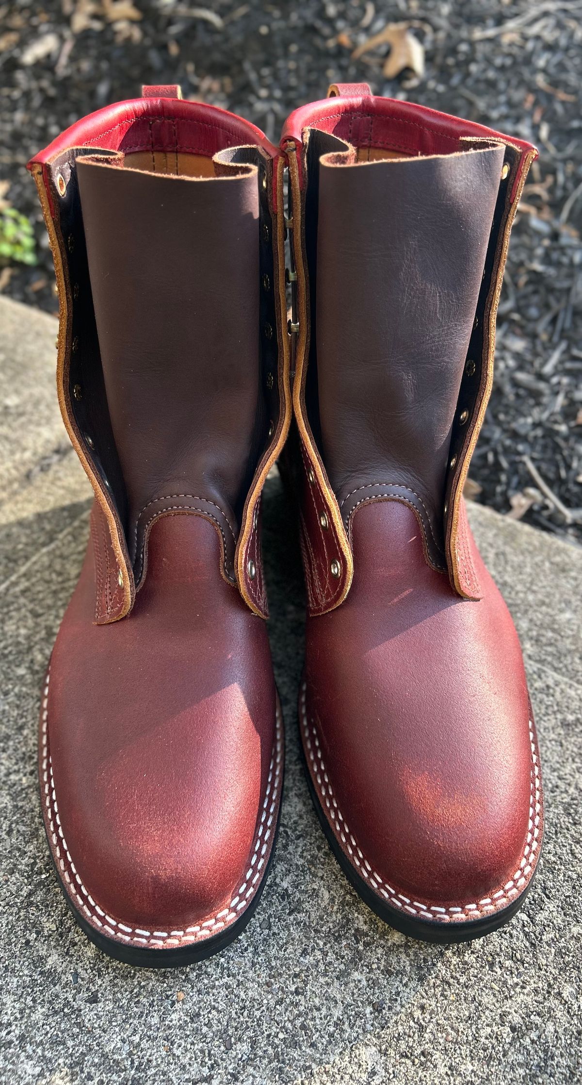 Photo by Ankle333 on October 4, 2025 of the Nicks MTO in Horween Red Waxed Flesh.