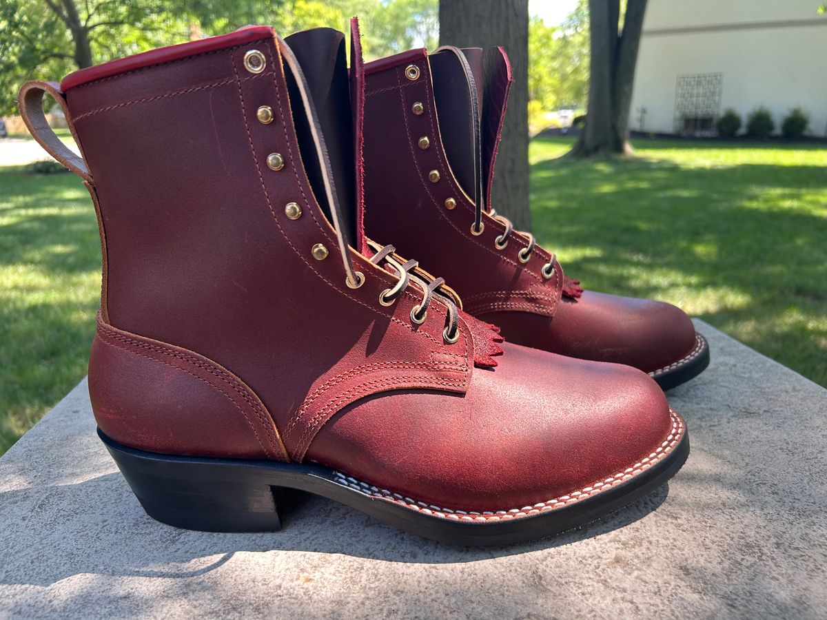 Photo by Ankle333 on July 3, 2025 of the Nicks MTO in Horween Red Waxed Flesh.