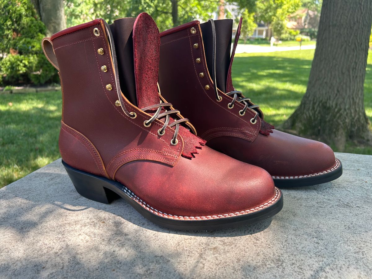Photo by Ankle333 on July 3, 2025 of the Nicks MTO in Horween Red Waxed Flesh.