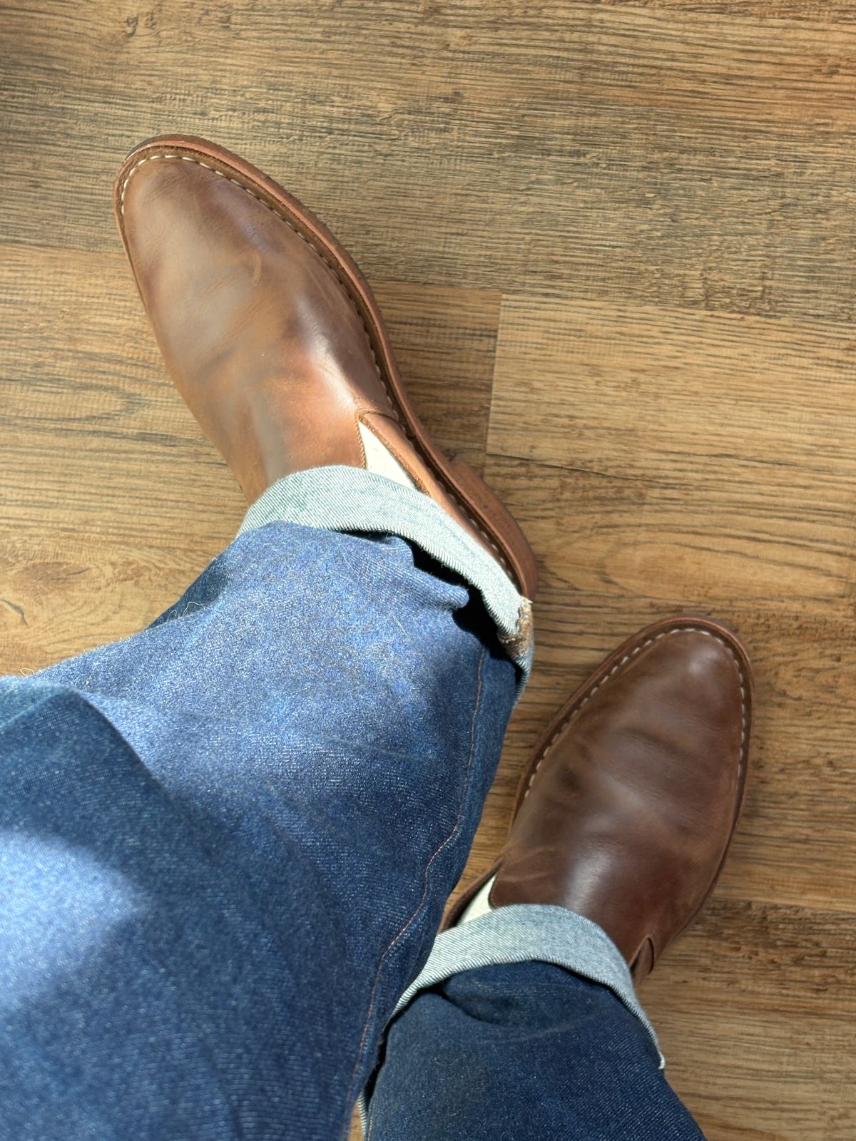 Photo by glddstgpsy on March 26, 2025 of the Blkbrd Shoemaker Travers in Brown Pull Up.