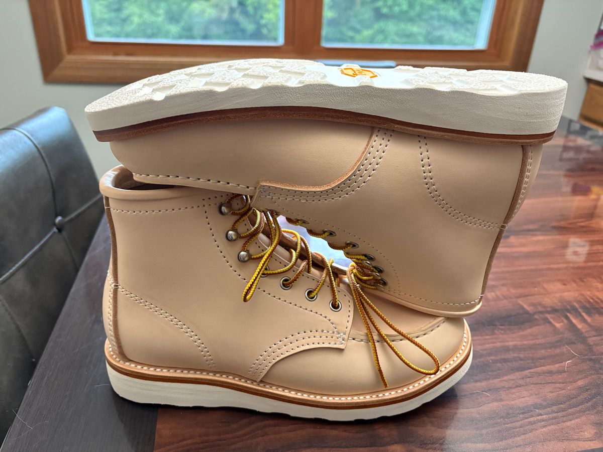 Photo by glddstgpsy on June 16, 2025 of the KIND TENDER Moctoe Boots in Italian Veg-Tanned Leather.