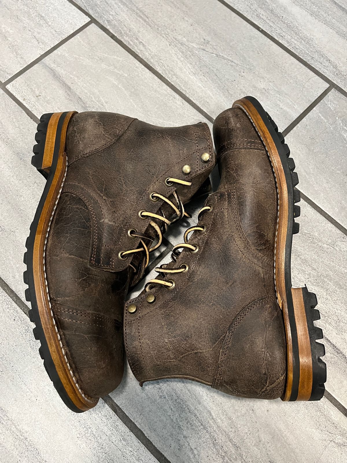 Photo by glddstgpsy on November 9, 2023 of the Truman Cap Toe Boot in C.F. Stead Stone Rambler.