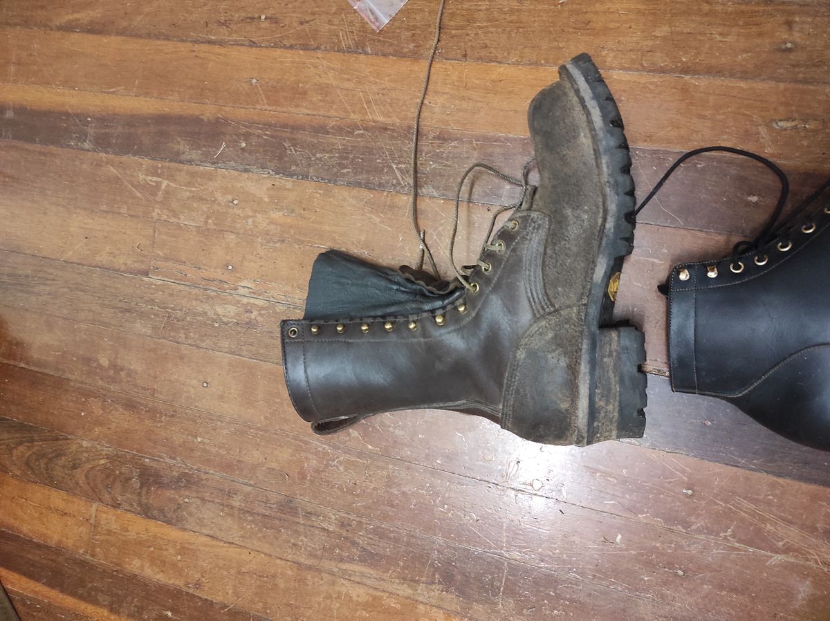 Photo by quixoticelixer on May 17, 2024 of the JK Boots Superduty in JK Boots / Brown.