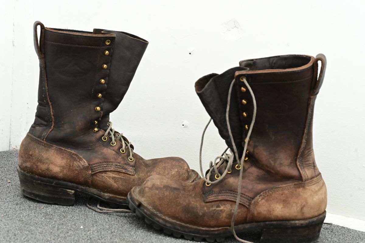 Photo by quixoticelixer on February 21, 2026 of the JK Boots Superduty in JK Boots / Brown.