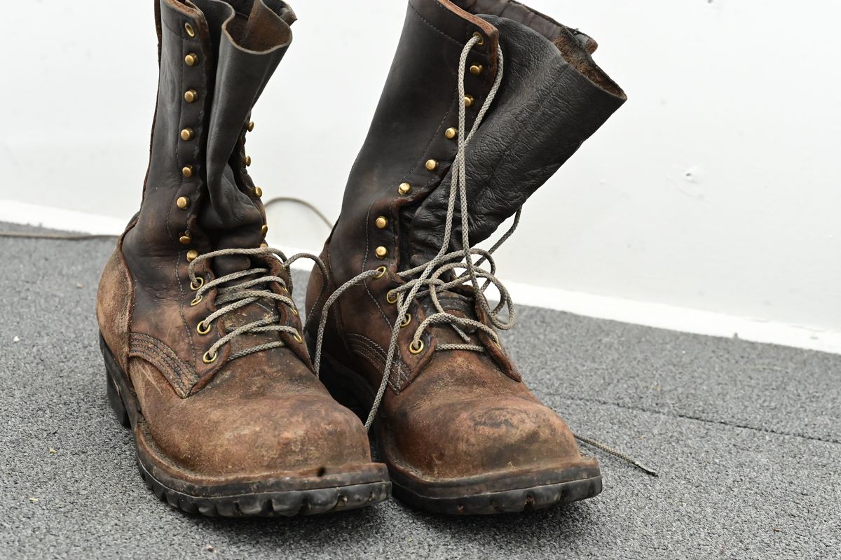 Photo by quixoticelixer on February 21, 2026 of the JK Boots Superduty in JK Boots / Brown.