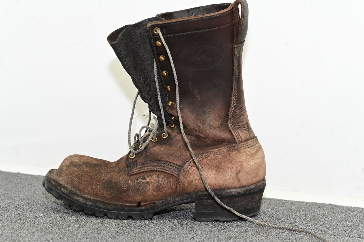 Photo by quixoticelixer on February 21, 2026 of the JK Boots Superduty in JK Boots / Brown.