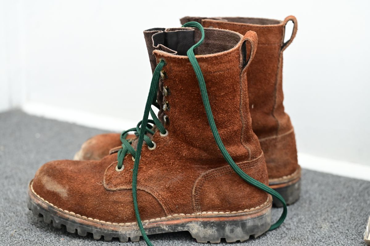 Photo by quixoticelixer on February 21, 2026 of the Jim Green Custom Model in African Buffalo Skin.