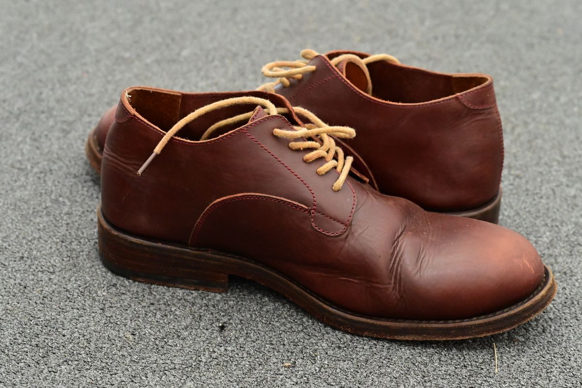 Photo by quixoticelixer on February 21, 2026 of the Junkard Derby in Junkard Veg Tan Burgundy.