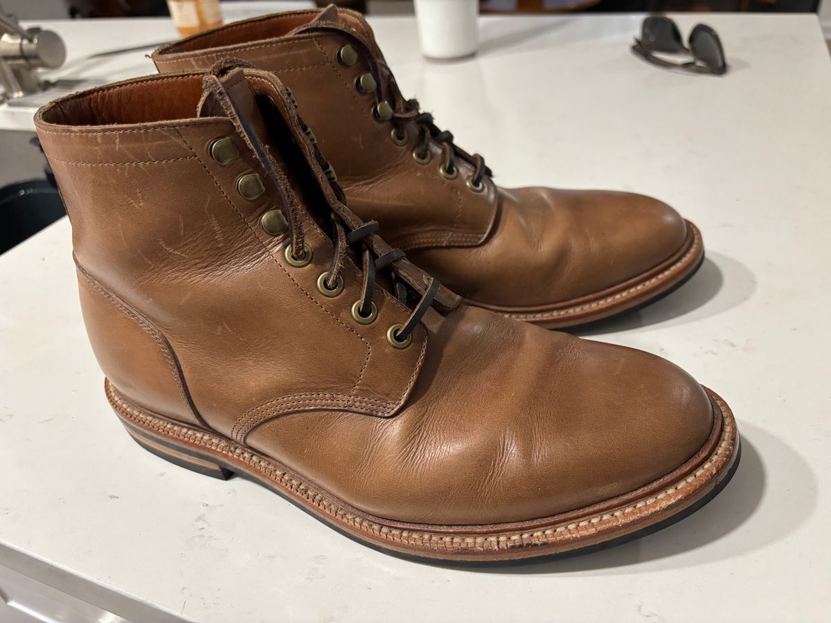 Photo by vaniller_thriller on May 8, 2025 of the Grant Stone Diesel Boot in Horween Dune Chromexcel.