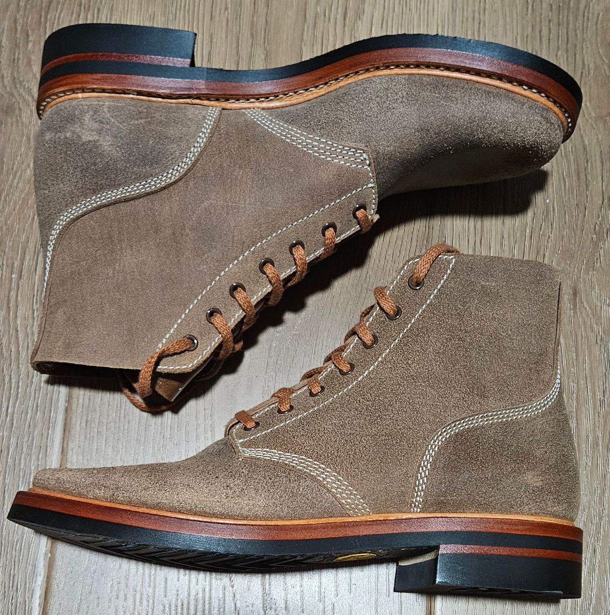 Photo by Adam_C on May 24, 2025 of the John Lofgren M-43 Service Shoes in Horween Natural Chromexcel Roughout.