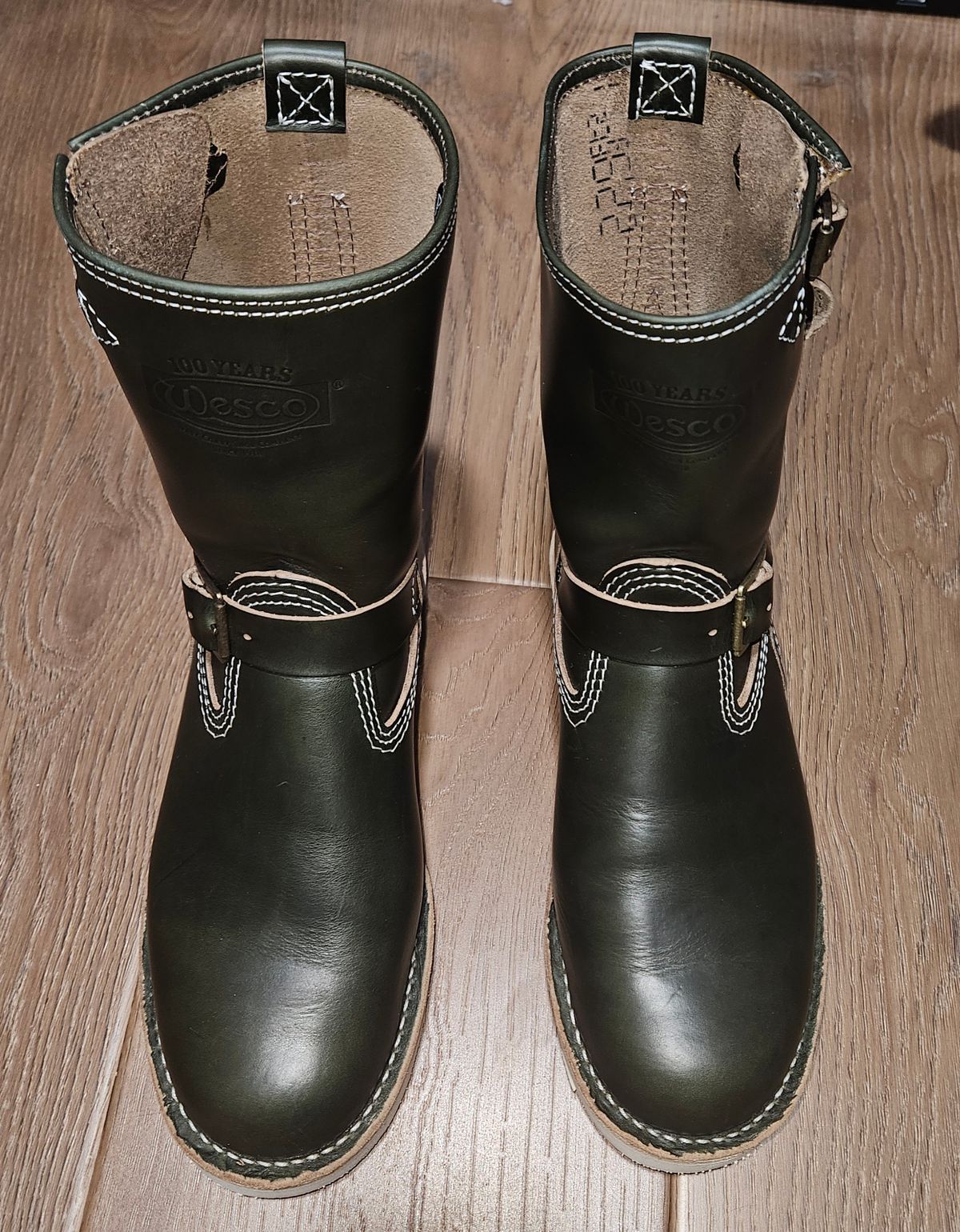Photo by Adam_C on June 18, 2025 of the Wesco The Shop Short Stack Olive Boss Engineer Boot in Forest Chromexcel.