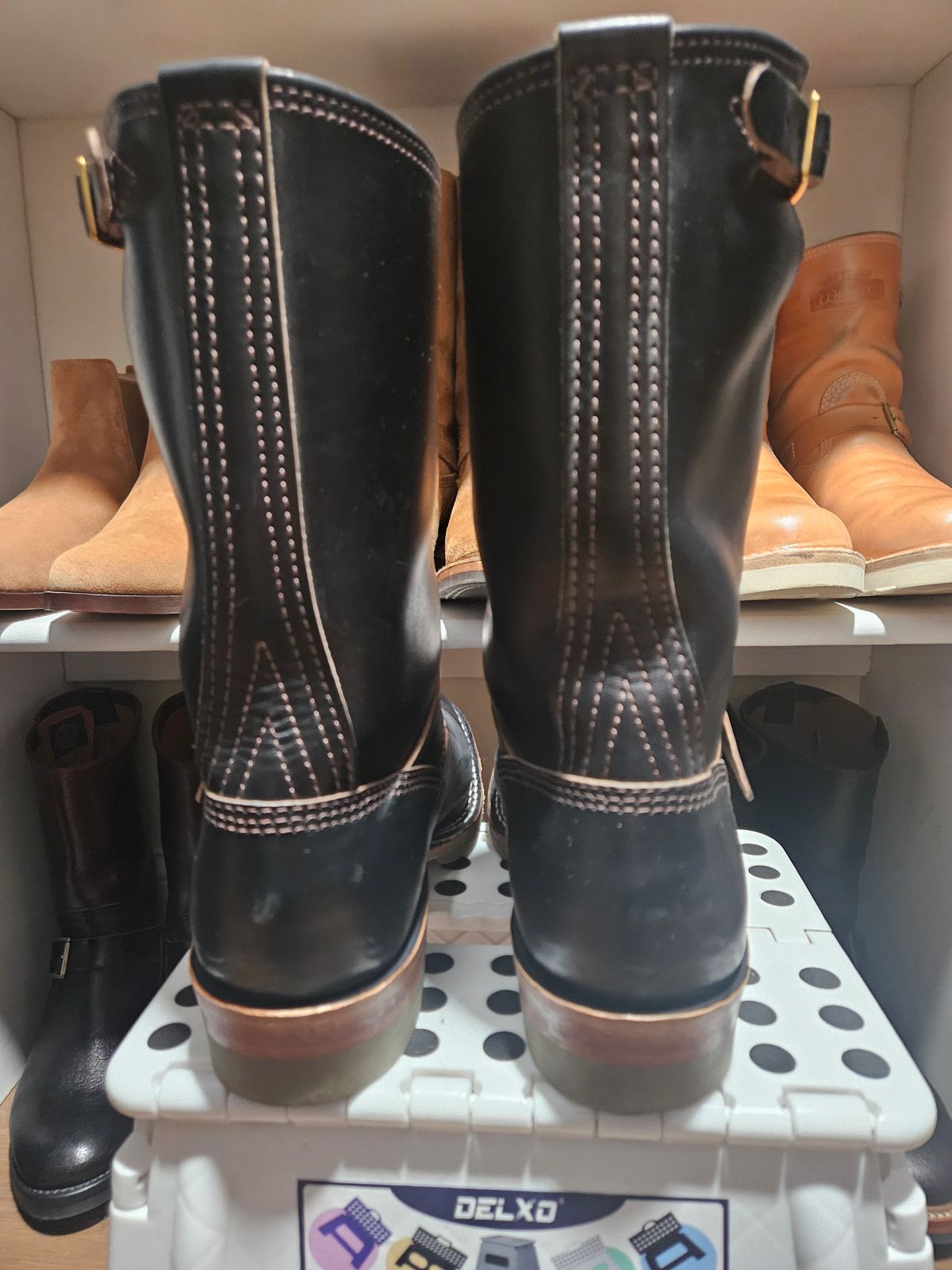 Photo by Adam_C on May 22, 2025 of the Wesco Mister Lou in Horween Black Horsehide.