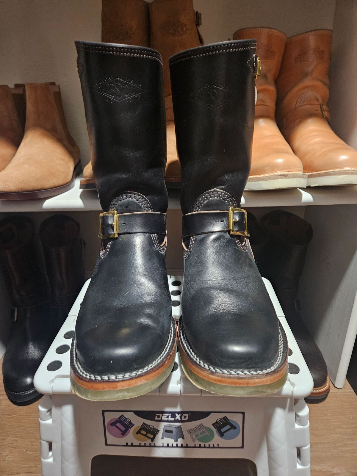 Photo by Adam_C on May 22, 2025 of the Wesco Mister Lou in Horween Black Horsehide.