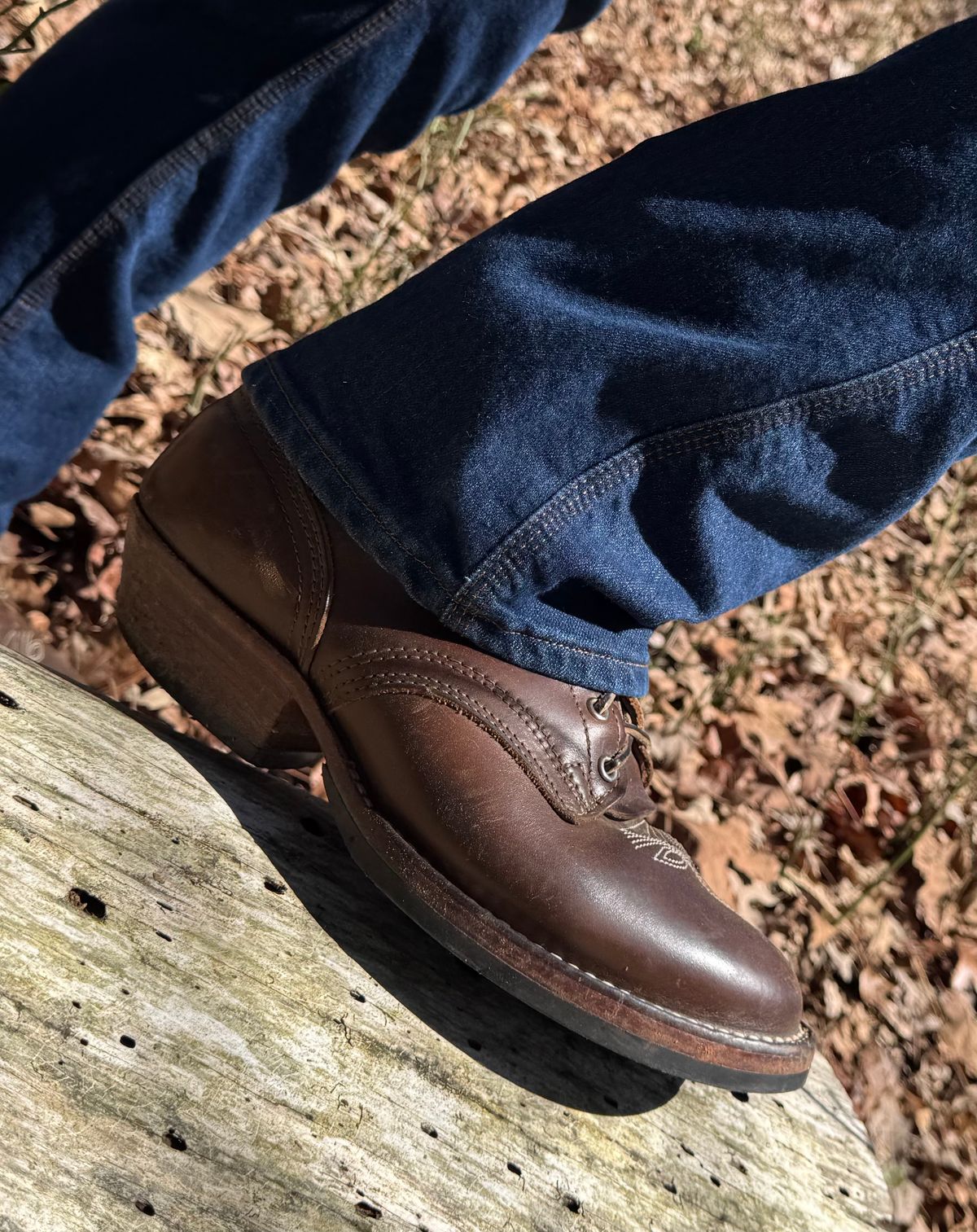 Photo by bearjohn on March 17, 2026 of the Nicks Packer in Horween British Tan Chromexcel.
