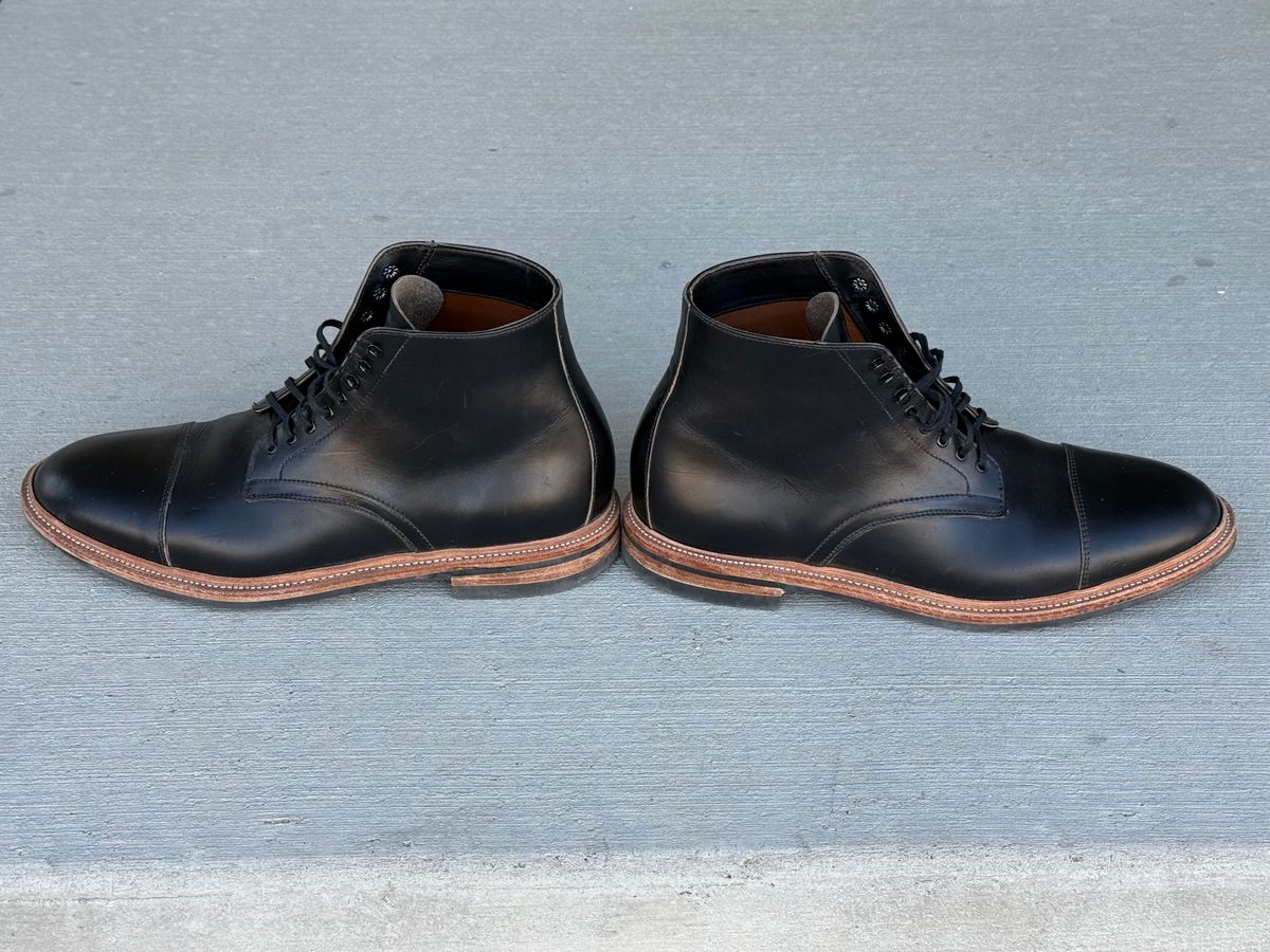 Photo by Martin_K on March 26, 2026 of the Oak Street Bootmakers Lakeshore Boot in Horween Black Chromexcel.