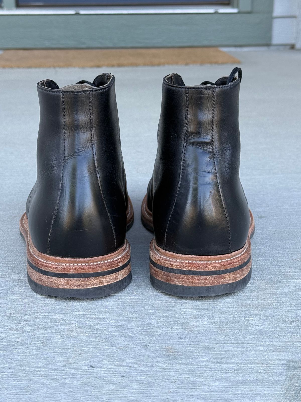 Photo by Martin_K on May 30, 2026 of the Oak Street Bootmakers Lakeshore Boot in Horween Black Chromexcel.