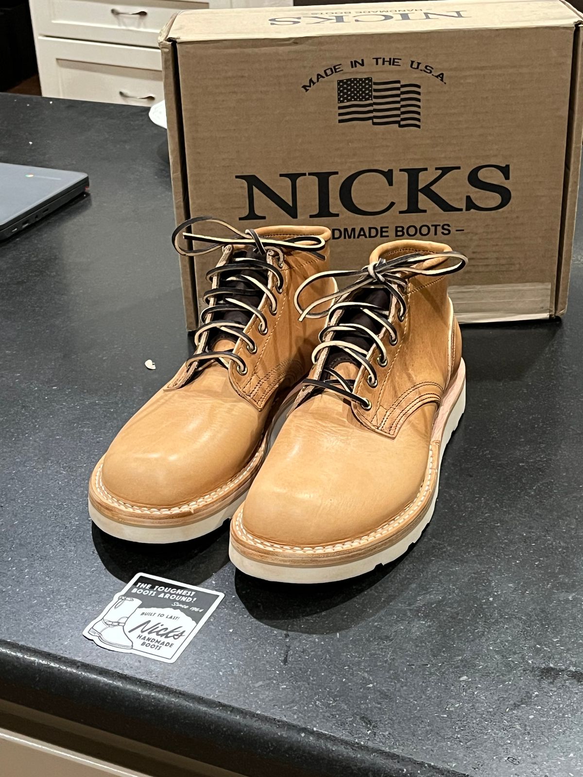 Photo by Griff on September 19, 2025 of the Nicks Aldert Strider in Horween Light Natural Dublin.