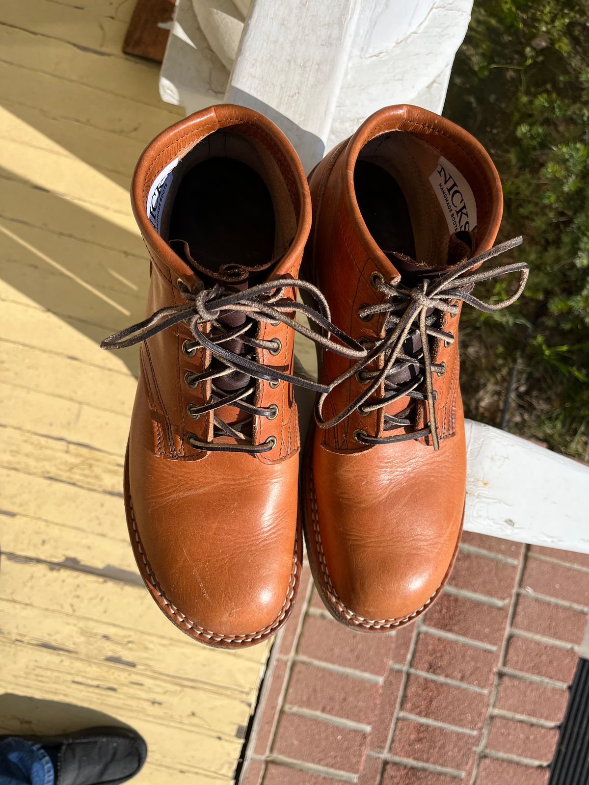 Photo by Griff on December 29, 2025 of the Nicks Aldert Strider in Horween Light Natural Dublin.