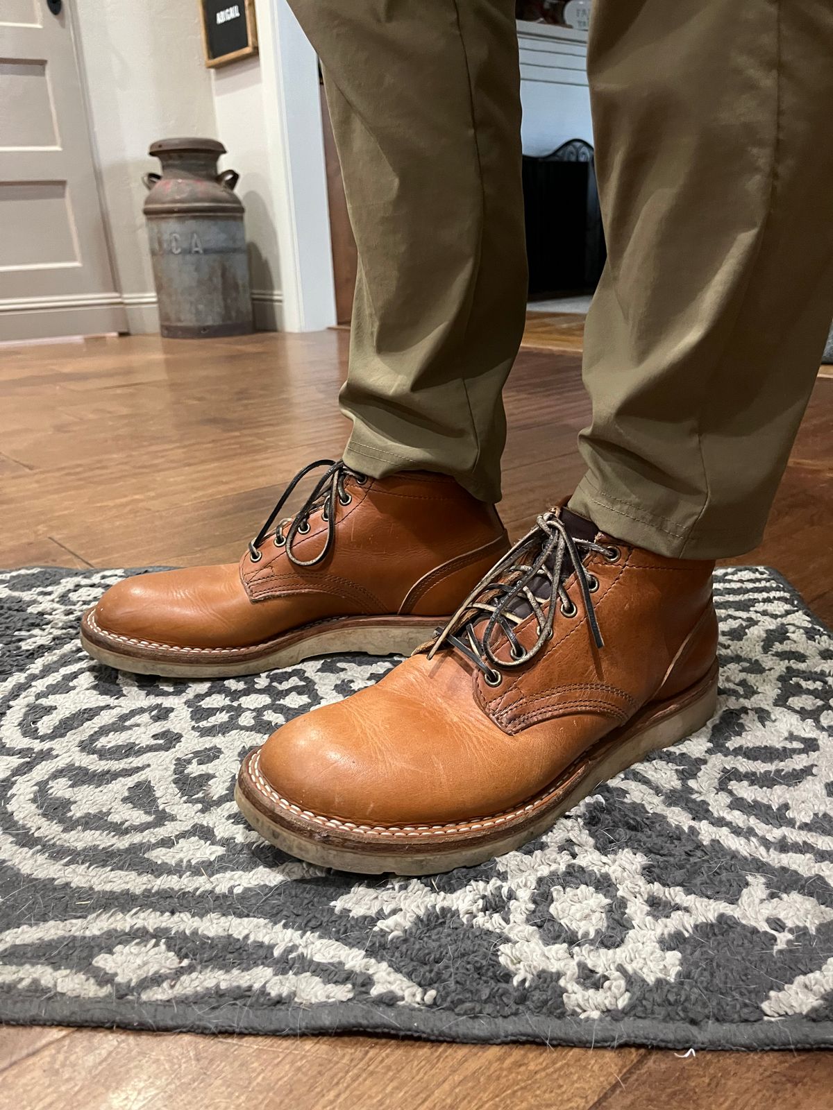 Photo by Griff on March 3, 2026 of the Nicks Aldert Strider in Horween Light Natural Dublin.