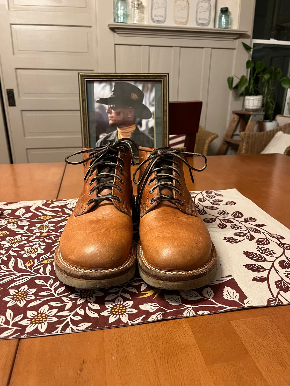 Photo by Griff on March 3, 2026 of the Nicks Aldert Strider in Horween Light Natural Dublin.