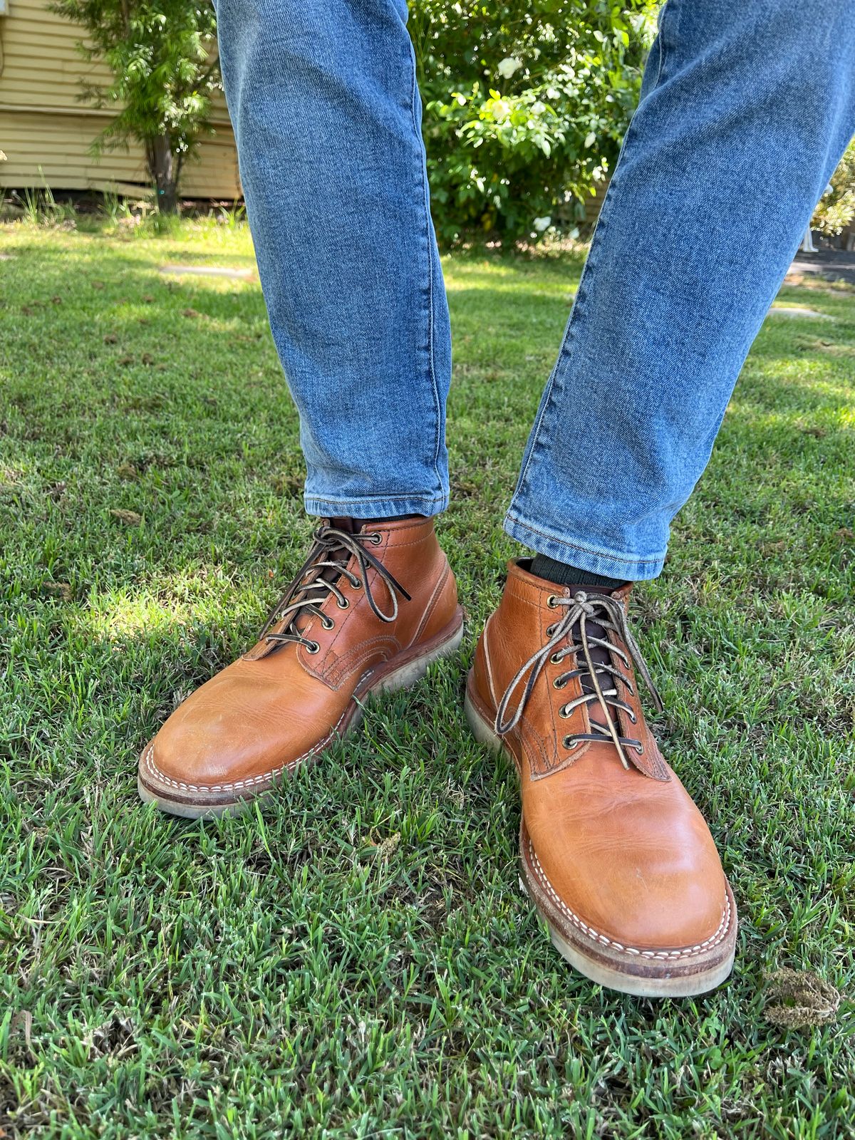 Photo by Griff on April 3, 2026 of the Nicks Aldert Strider in Horween Light Natural Dublin.