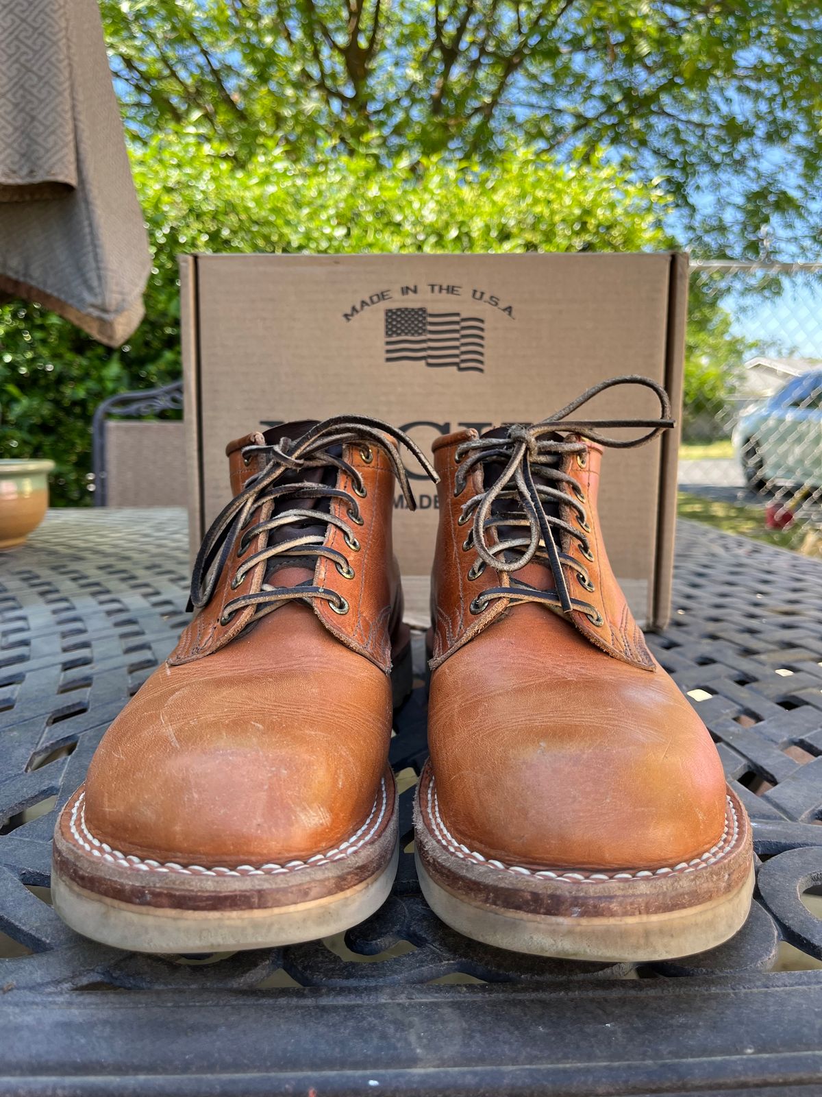 Photo by Griff on April 3, 2026 of the Nicks Aldert Strider in Horween Light Natural Dublin.