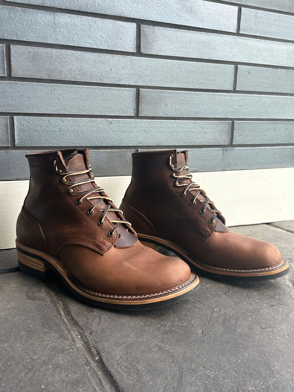 Photo by Not_old_Patinad on April 28, 2026 of the Nicks MTO in Horween Whiskey Predator.