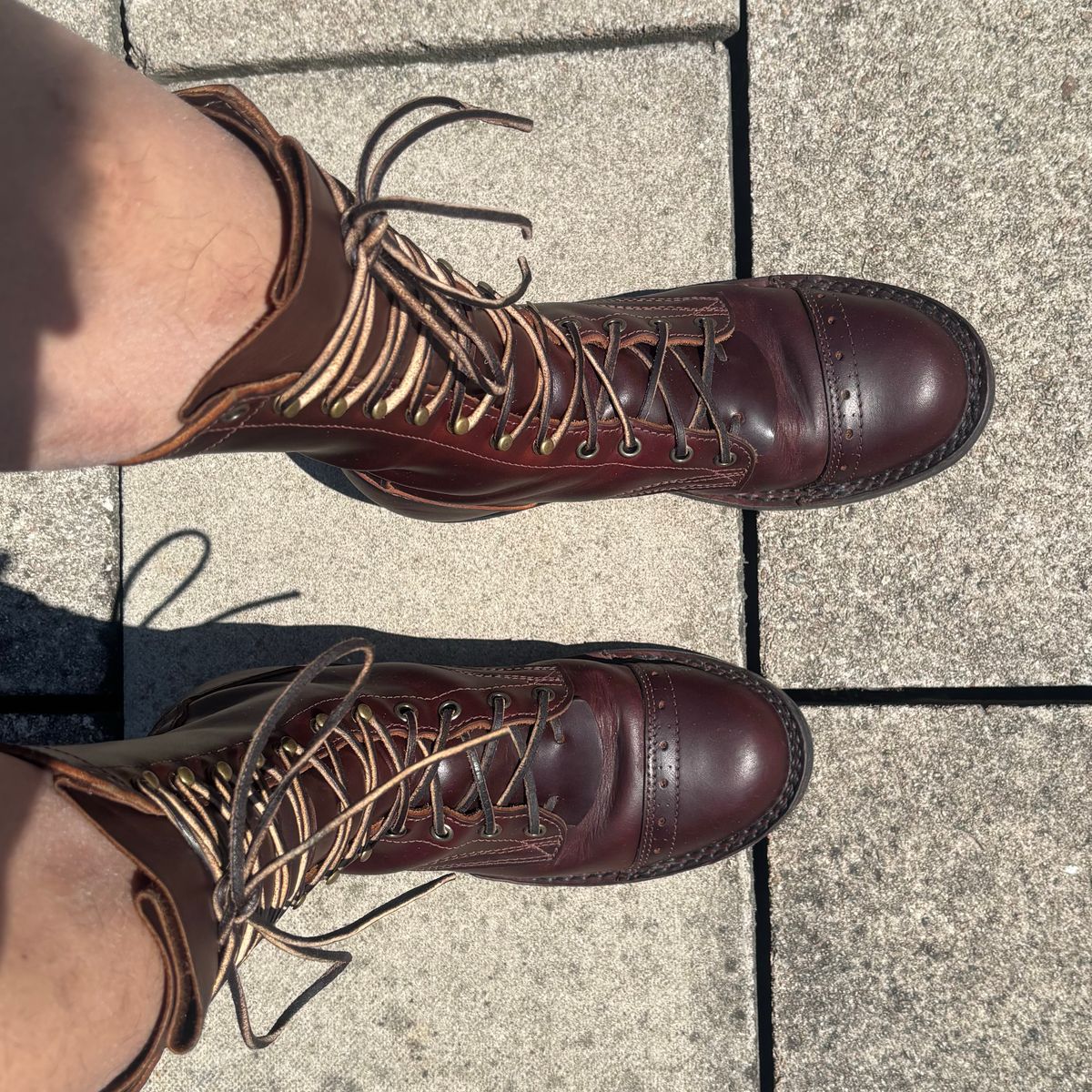 Photo by DeliciousGuess6449 on May 13, 2025 of the Frank's Boots Front Range in Wickett & Craig Chestnut Oiled Latigo.