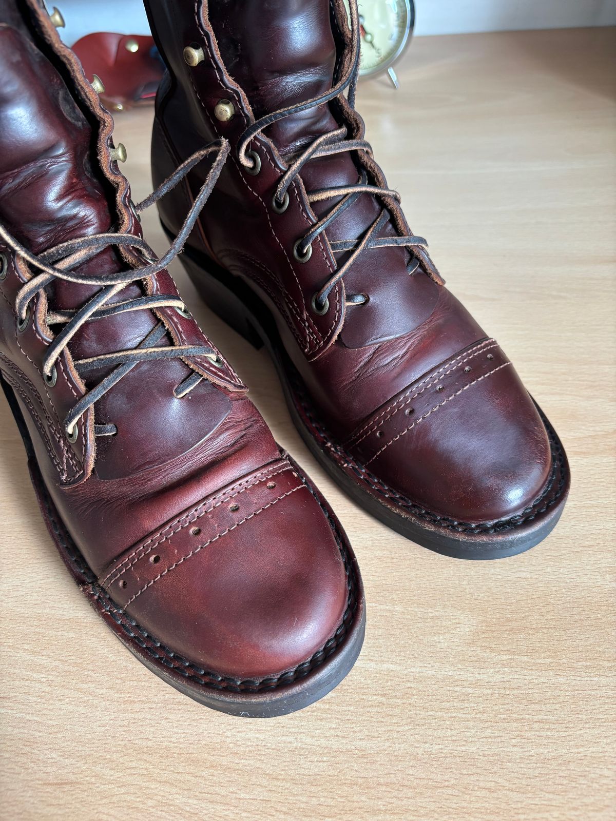 Photo by DeliciousGuess6449 on July 4, 2025 of the Frank's Boots Front Range in Wickett & Craig Chestnut Oiled Latigo.