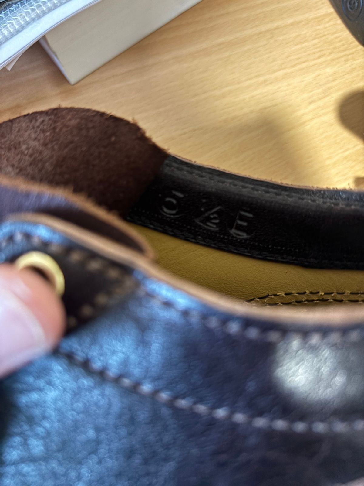 Photo by DeliciousGuess6449 on December 27, 2024 of the Nicks Comstock in Horween Dark Brown Aspen.
