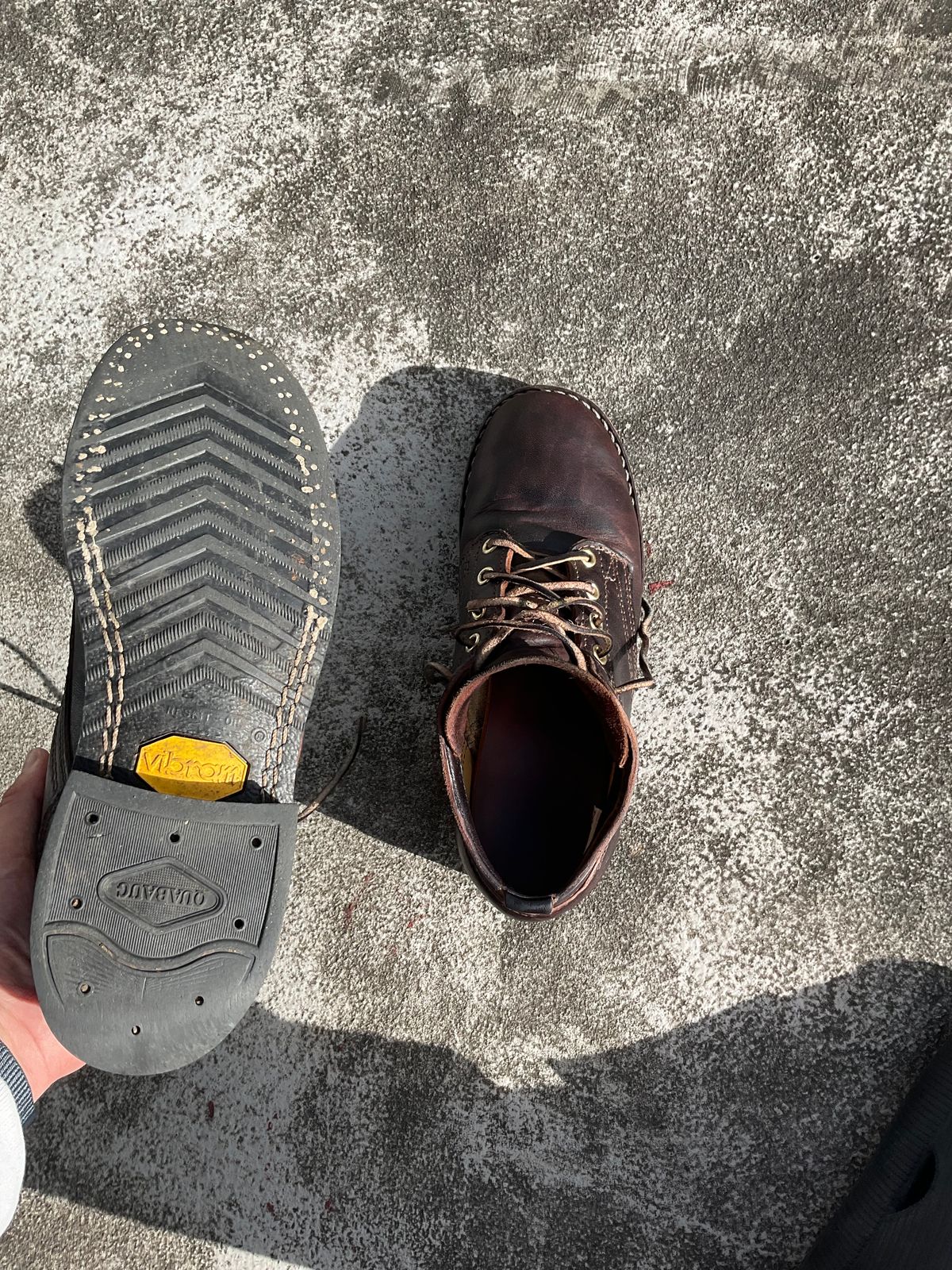 Photo by DeliciousGuess6449 on February 25, 2025 of the Nicks Comstock in Horween Dark Brown Aspen.