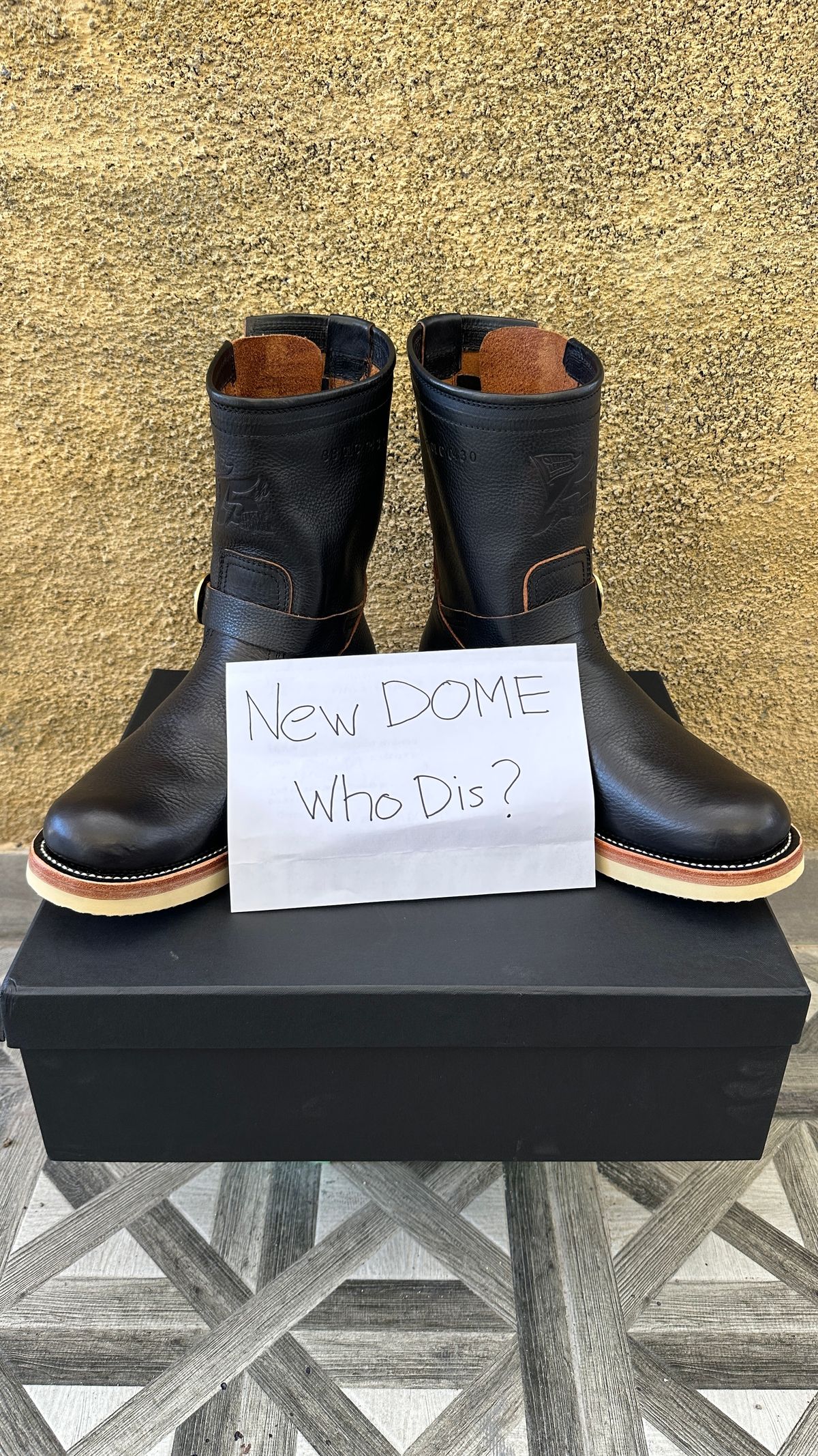 Photo by juliusagungs on October 3, 2025 of the Briselblack Enginner Boots Queen Lekha X Briselblack in Badalassi Carlo overdyed.