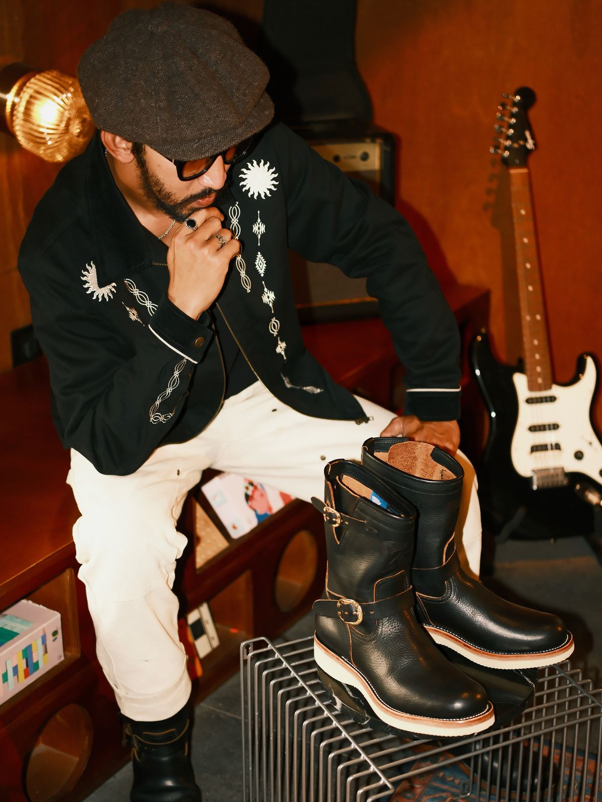 Photo by juliusagungs on October 1, 2025 of the Briselblack Enginner Boots Queen Lekha X Briselblack in Badalassi Carlo overdyed.