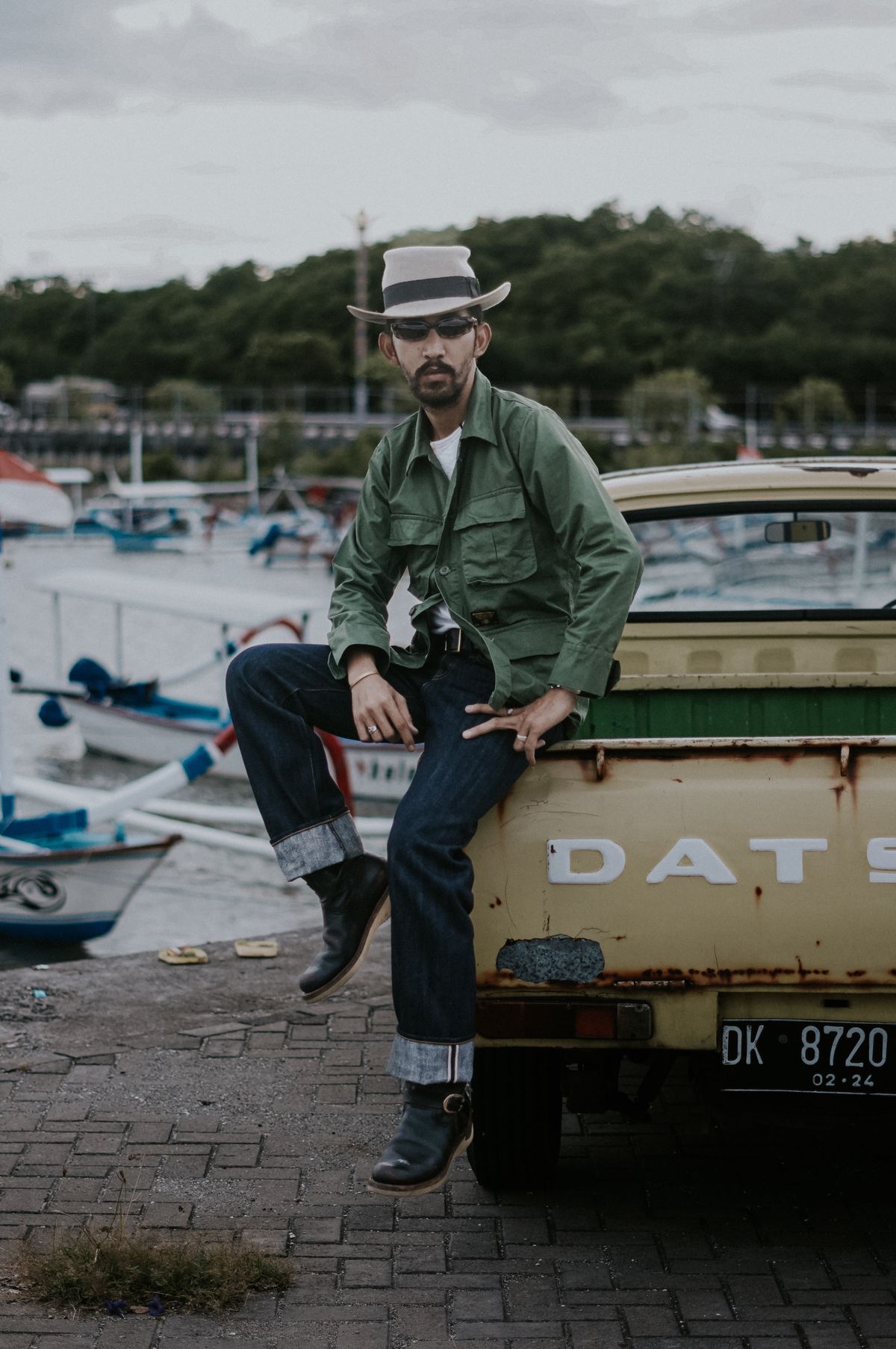 Photo by juliusagungs on November 16, 2025 of the Briselblack Enginner Boots Queen Lekha X Briselblack in Badalassi Carlo overdyed.