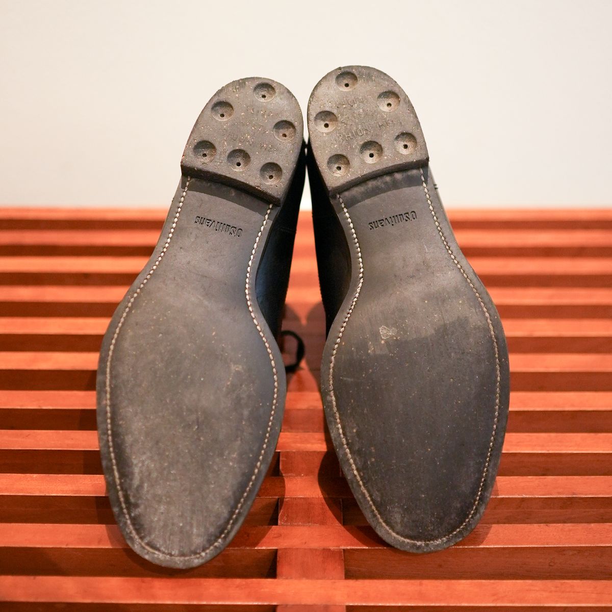 Photo by ericjohanes on November 6, 2025 of the Clinch Gary Boots in Black-Overdyed Horsebutt.