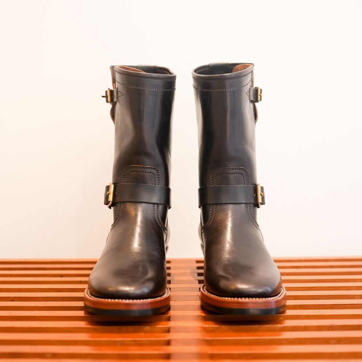 Photo by ericjohanes on November 6, 2025 of the Briselblack The Keeper 'Type 3' Engineer Boots in Maryam Dark Brown Horsebutt.