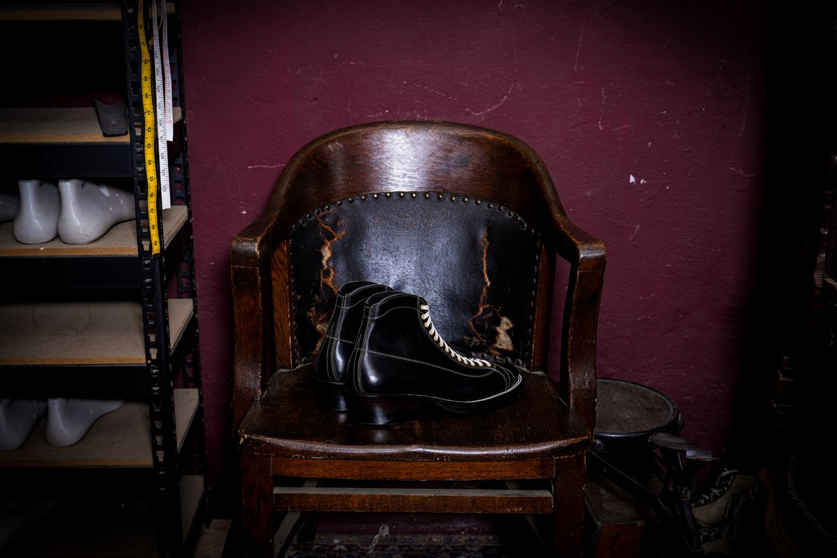 Photo by imursa on February 9, 2026 of the Bad Hat Brothers Bad Hornet in Badalassi Carlo Black Minerva.